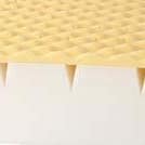 MATERASSO IN POLIURETANO BICOMPONENTE A SEZIONE UNICA FORATO E BUGNATO