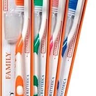 Pasta Del Capitano Spazzolino Da Denti Family Ergonomico Setole Medie