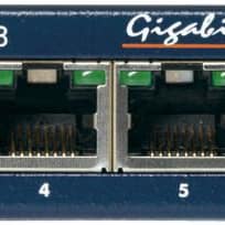 Netgear GS108 Switch Gigabit Ethernet a 8 porte in metallo (10/100/1000), per una connettività semplice e conveniente, protezione ProSAFE e AmazonBasics Cavo di rete Ethernet RJ45 Categoria 6-3m – 5 cavi – nuovo