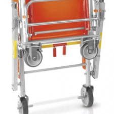 quot;MAYAquot; 653 – SEDIA PORTANTINA CON 4 RUOTE PEDANE E BRACCIOLI