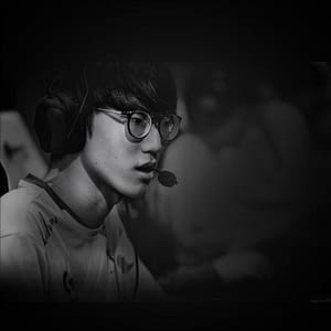 Logitech g pro x superlight mouse gaming wireless sensore hero 25k 25.600 dpi ultraleggero progettato per esport 5 pulsanti programmabili bianco