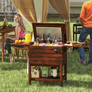 Costway Carrello frigo per bevande da 51 L con ripiani e apribottiglie da esterno per feste, Carrello portavivande da giardino in legno Marrone