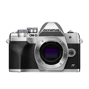 Olympus OM-D E?M10 Mark IV 4/3  Corpo macchina MILC 20,3 MP Live MOS 5184 x 3888 pixel, argento – nuovo